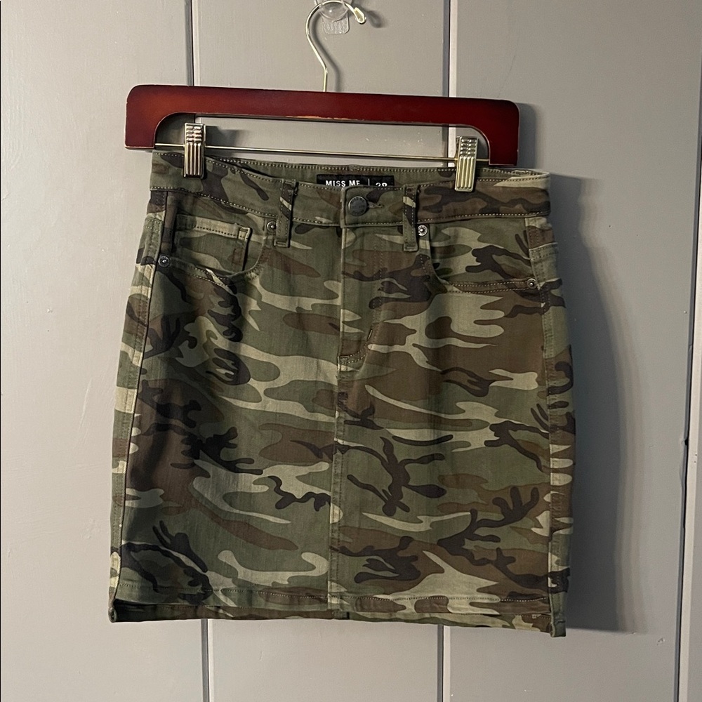 Miss Me Skirt Green Camouflage Y2K Grunge Utility Chic Festival Retro Bohemian